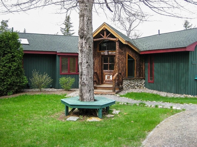 Sleepy Bear Lodge